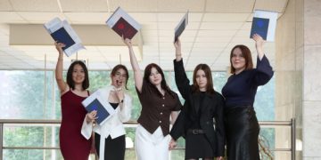 Выпускникам-2026 ФКТ вручили дипломы